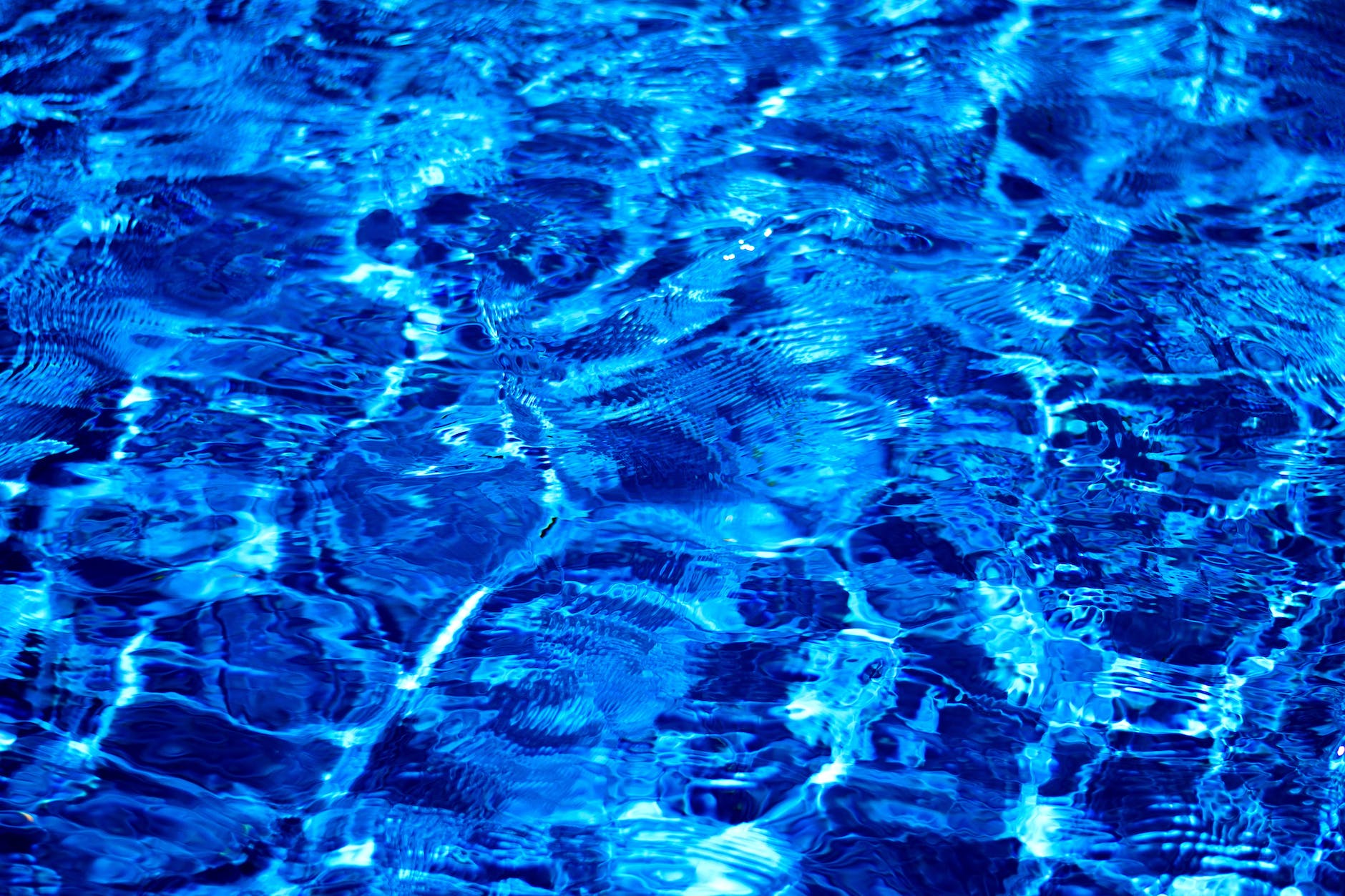 Blue water close-up, optimizing swimming pool service websites
