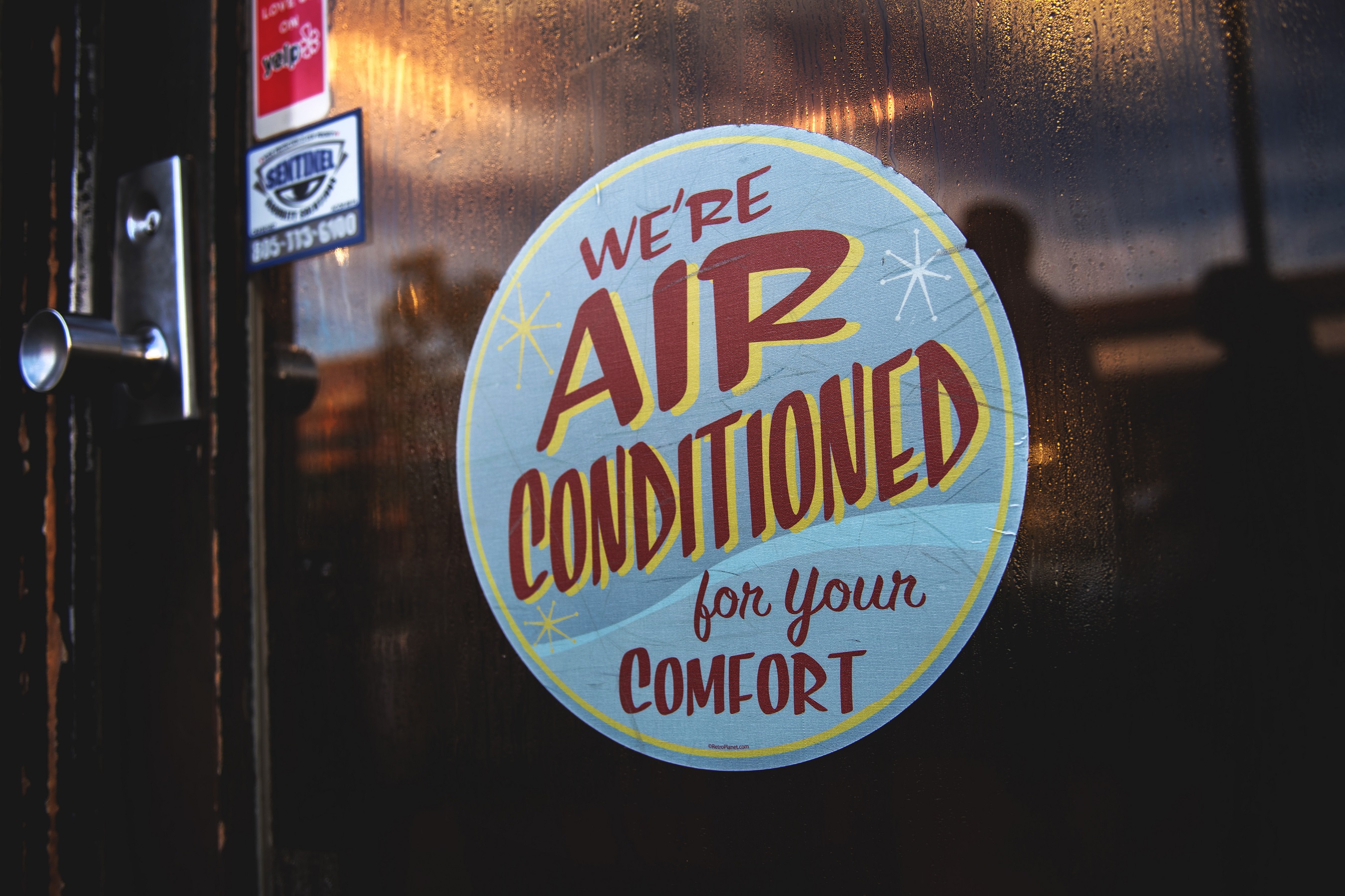 Boosting HVAC business online visibility with air-conditioned sign sticker